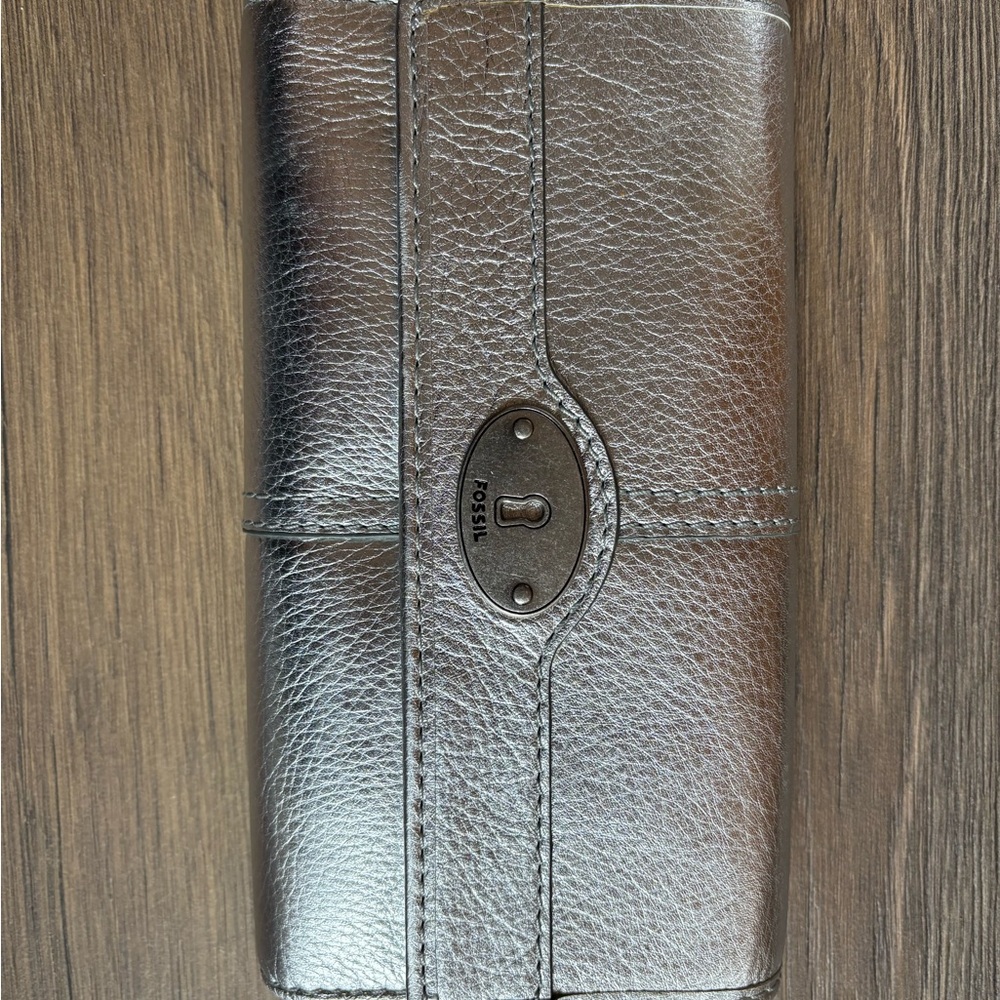 Fossil Silver Leather Wallet
